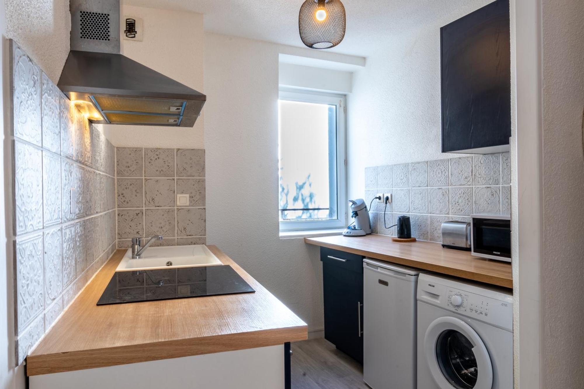 LA STATION- Appartement T2 tout équipé, proche du sanctuaire Lourdes Exterior foto